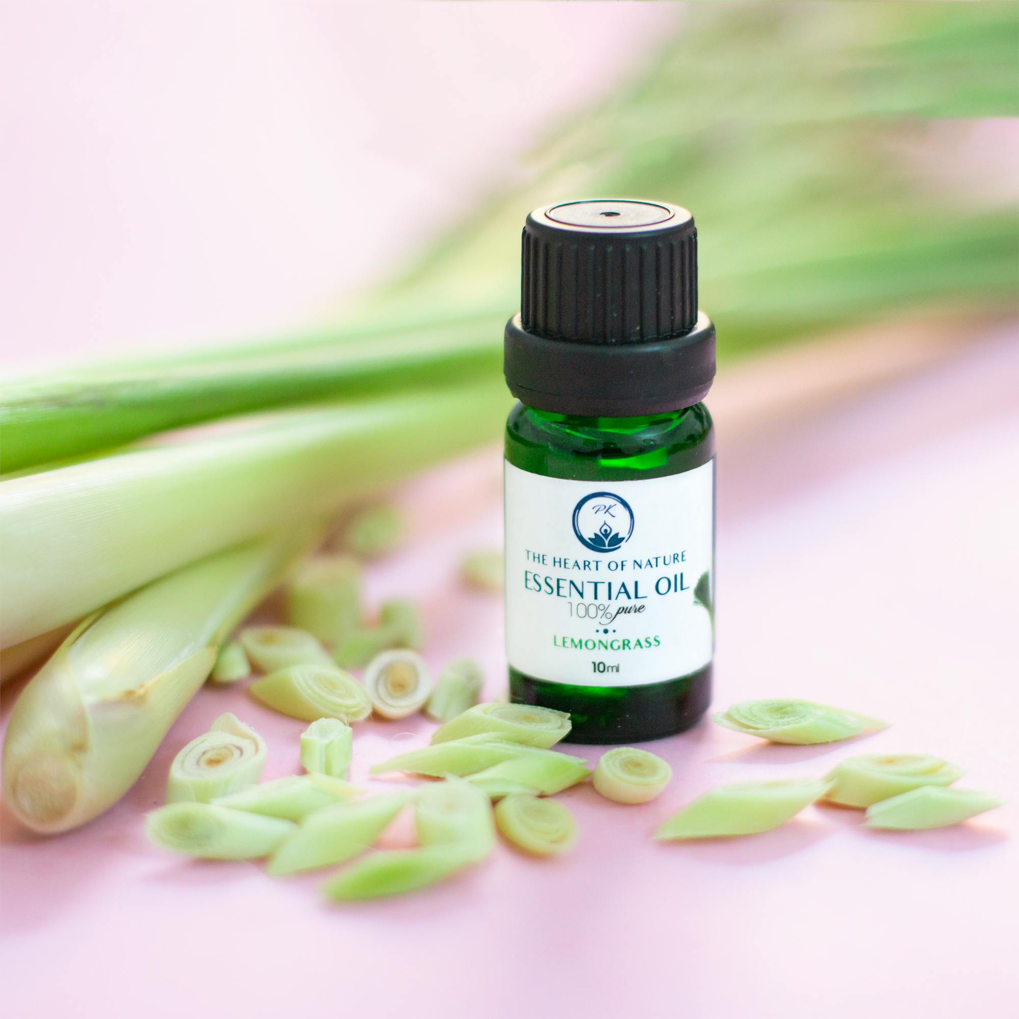 pexels-ma-minh-269866-2235323 Perfumes